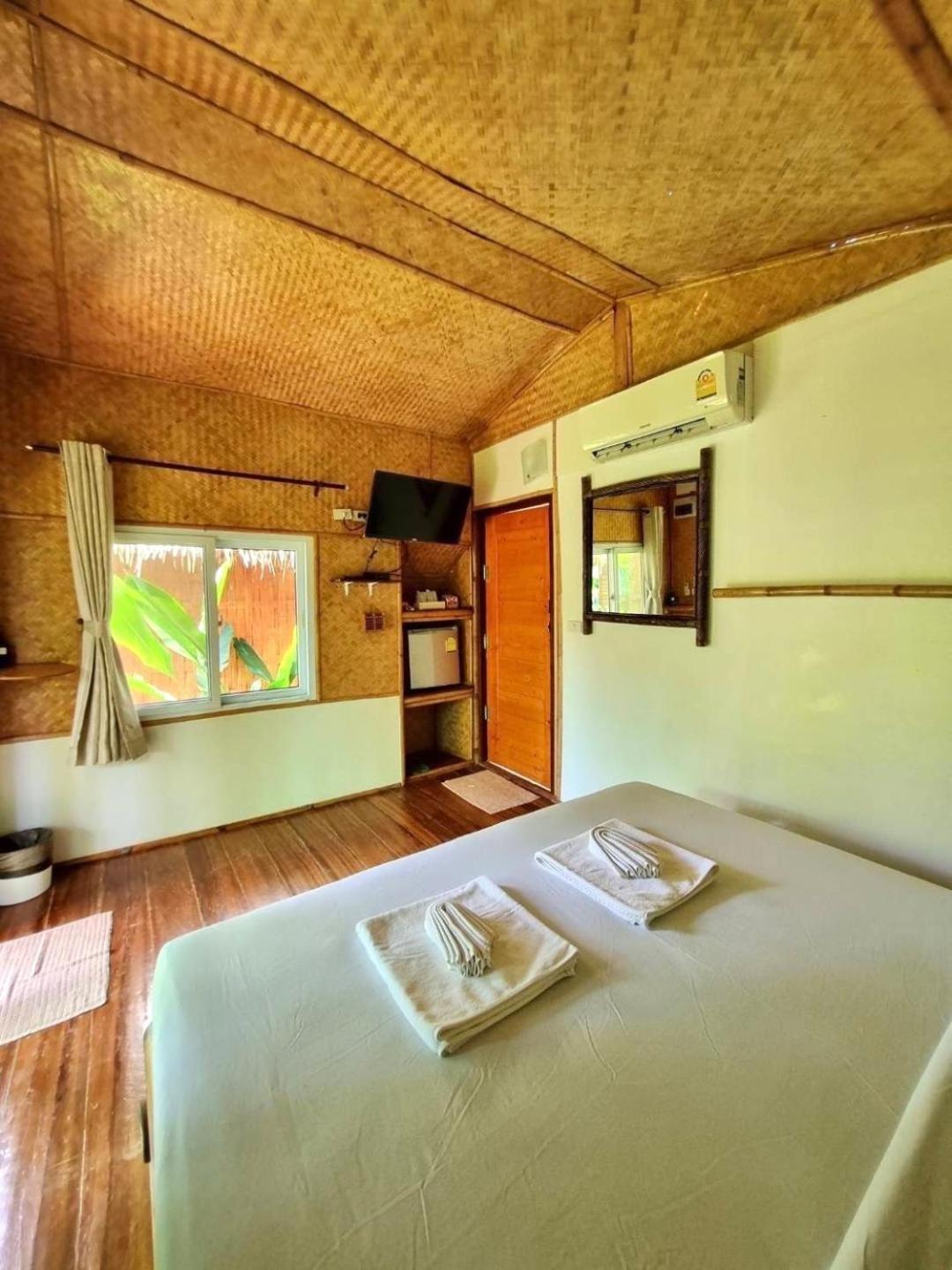 Mook Montra Resort Sea Front Đảo Đảo Koh Mook Ngoại thất bức ảnh